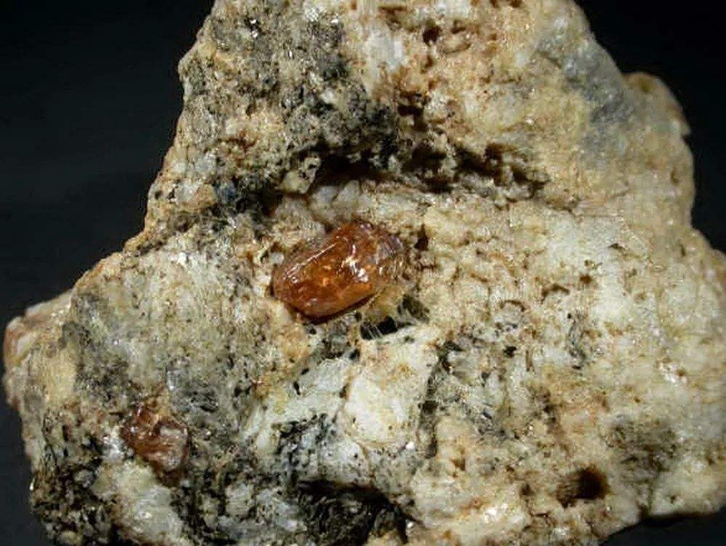 進口非洲鋯礦石報關(guān)