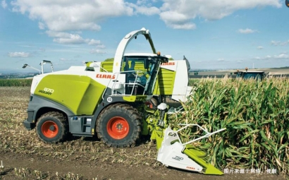 德國舊青儲飼料收獲機進口報關(guān)手續(xù)到天津設(shè)備案例